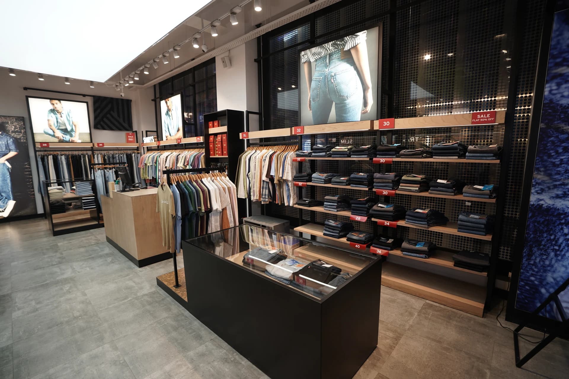 Curated Retail